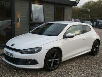 Volkswagen Scirocco 2.0 TDI BlueMotion Tech R-Line Euro 5 (s/s) 3dr (Leather, Nav)