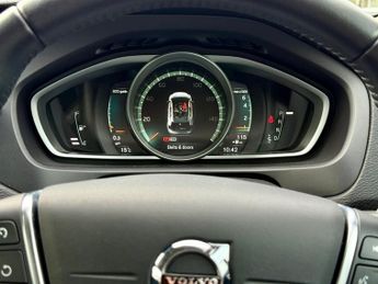 Volvo V40 T3 INSCRIPTION