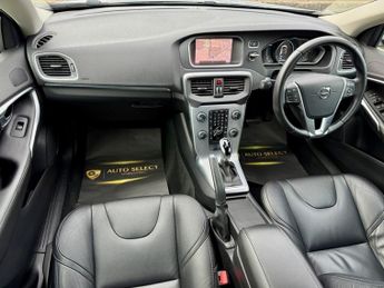 Volvo V40 T3 INSCRIPTION