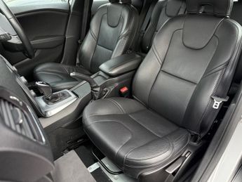 Volvo V40 T3 INSCRIPTION