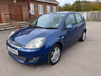 Ford Fiesta GHIA 16V