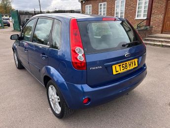 Ford Fiesta GHIA 16V