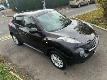 Nissan Juke 1.6 Acenta Premium CVT Euro 5 5dr
