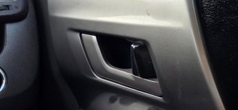 Toyota Voxy 2.0L PETROL AUTO 7 SEATS 5 DR