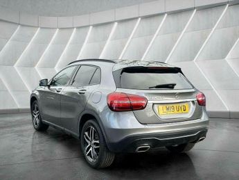 Mercedes-Benz C Class 1.6 GLA180 Urban Edition 7G-DCT Euro 6 (s/s) 5dr