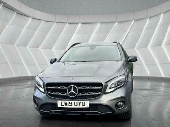 Mercedes-Benz C Class 1.6 GLA180 Urban Edition 7G-DCT Euro 6 (s/s) 5dr