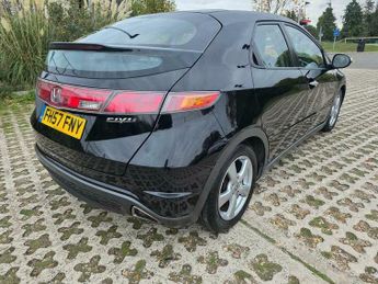 Honda Civic 1.8 i-VTEC ES 5dr