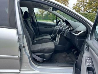 Peugeot 207 1.4 VTi Sport Euro 5 5dr