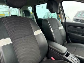 Renault Scenic 1.5 dCi Dynamique TomTom EDC Euro 5 5dr