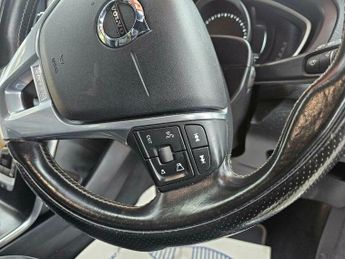 Volvo V40 2.0 D2 R-Design Pro Auto Euro 6 (s/s) 5dr