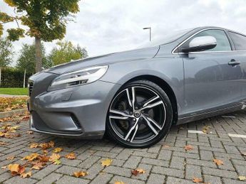 Volvo V40 2.0 D2 R-Design Pro Auto Euro 6 (s/s) 5dr