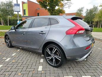 Volvo V40 2.0 D2 R-Design Pro Auto Euro 6 (s/s) 5dr