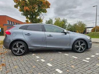 Volvo V40 2.0 D2 R-Design Pro Auto Euro 6 (s/s) 5dr