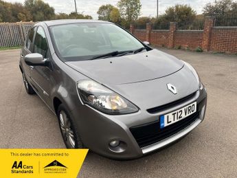 Renault Clio DYNAMIQUE TOMTOM VVT