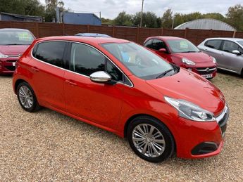 Peugeot 208 ALLURE