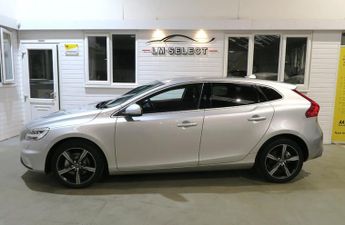Volvo V40 D2 R-DESIGN 120