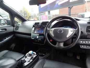 Nissan Leaf 30kWh Tekna Auto 5dr