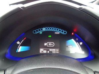 Nissan Leaf 30kWh Tekna Auto 5dr