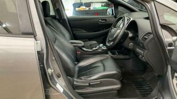 Nissan Leaf 30kWh Tekna Auto 5dr