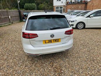 Volkswagen Passat 2.0 TSI R-Line Estate 5dr Petrol DSG Euro 6 (s/s) (220 ps)