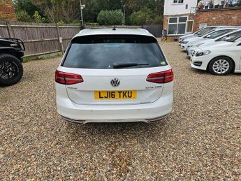Volkswagen Passat 2.0 TSI R-Line Estate 5dr Petrol DSG Euro 6 (s/s) (220 ps)