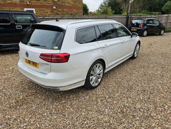 Volkswagen Passat 2.0 TSI R-Line Estate 5dr Petrol DSG Euro 6 (s/s) (220 ps)
