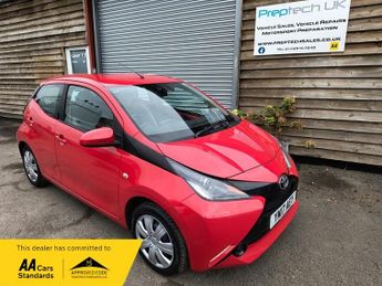 Toyota AYGO VVT-I X-PLAY