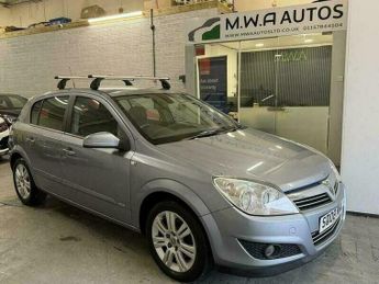 Vauxhall Astra 1.6i 16v Design Hatchback 5dr Petrol Manual (155 g/km, 113 bhp)