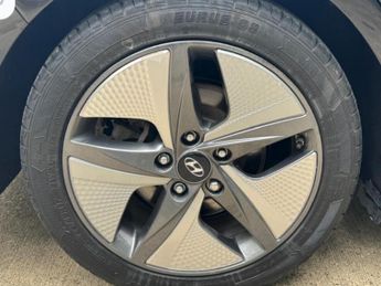 Hyundai Ioniq 1.6 h-GDi Premium SE Hatchback 5dr Petrol Hybrid DCT Euro 6 (s/s