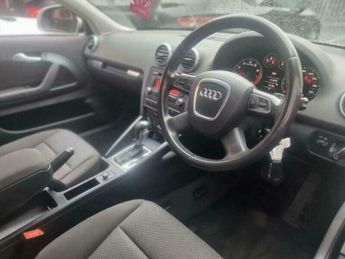 Audi A3 1.6 Technik SE Hatchback 3dr Petrol S Tronic Euro 4 (102 ps)