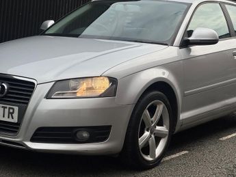 Audi A3 1.6 Technik SE Hatchback 3dr Petrol S Tronic Euro 4 (102 ps)