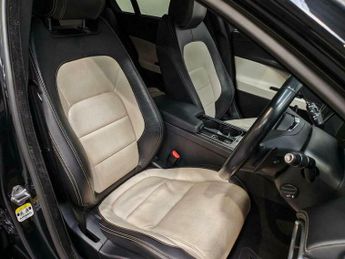 Jaguar XE 2.0d R-Sport Auto Euro 6 (s/s) 4dr