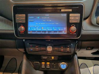 Nissan Leaf 40kWh N-Connecta Auto 5dr