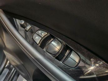 Nissan Leaf 40kWh N-Connecta Auto 5dr