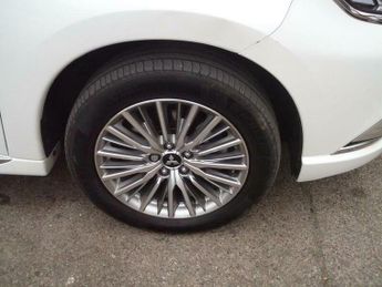 Mitsubishi Outlander 2.4h TwinMotor 13.8kWh Exceed CVT 4WD Euro 6 (s/s) 5dr