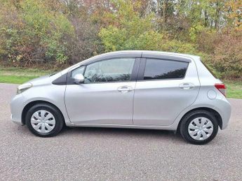 Toyota Yaris 1.0 VVT-i Multidrive S 5dr ULEZ