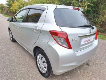 Toyota Yaris 1.0 VVT-i Multidrive S 5dr ULEZ