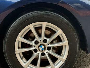 BMW 3 SERIES 2.0 330e 7.6kWh SE Saloon 4dr Petrol Plug-in Hybrid Auto Euro 6 