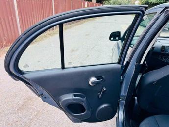 Nissan Micra 1.2 16v n-tec 5dr