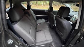 Toyota Corolla VERSO VVTI T SPIRIT