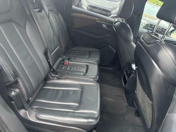 Audi Q7 3.0 TFSI V6 55 Black Edition Tiptronic quattro Euro 6 (s/s) 5dr