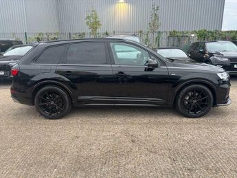 Audi Q7 3.0 TFSI V6 55 Black Edition Tiptronic quattro Euro 6 (s/s) 5dr
