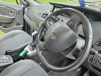 Renault Grand Scenic 1.5 dCi Dynamique TomTom EDC Euro 5 5dr