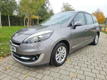 Renault Grand Scenic 1.5 dCi Dynamique TomTom EDC Euro 5 5dr