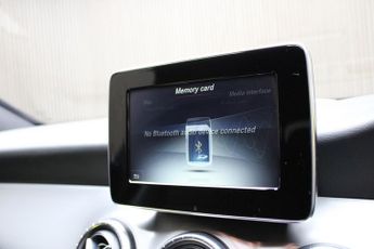 Mercedes-Benz CLA 2.1 CLA220d AMG Line Coupe 7G-DCT Euro 6 (s/s) 4dr