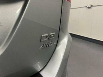 Volvo XC60 2.4 D5 R-Design Lux Nav Auto AWD Euro 6 (s/s) 5dr