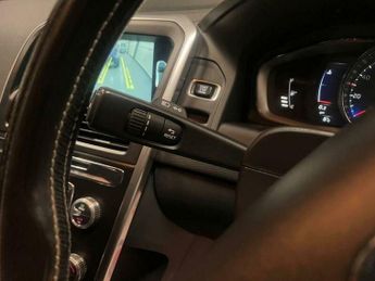 Volvo XC60 2.4 D5 R-Design Lux Nav Auto AWD Euro 6 (s/s) 5dr