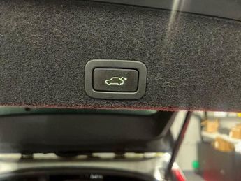 Volvo XC60 2.4 D5 R-Design Lux Nav Auto AWD Euro 6 (s/s) 5dr