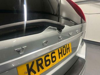 Volvo XC60 2.4 D5 R-Design Lux Nav Auto AWD Euro 6 (s/s) 5dr