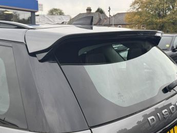 Land Rover Discovery Sport 2.0 TD4 SE Tech SUV 5dr Diesel Manual 4WD Euro 6 (s/s) (180 ps)